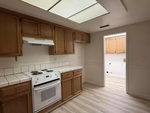 2504 Riverview Dr, Madera, CA 93637 photo 9