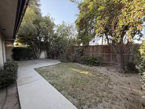 2504 Riverview Dr, Madera, CA 93637 photo 20