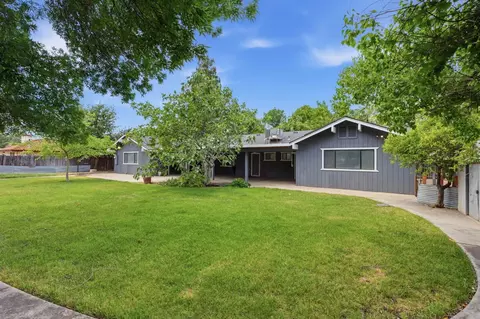 Exterior - 18839 Shell Dr, Madera, CA 93638 photo 6 of 10