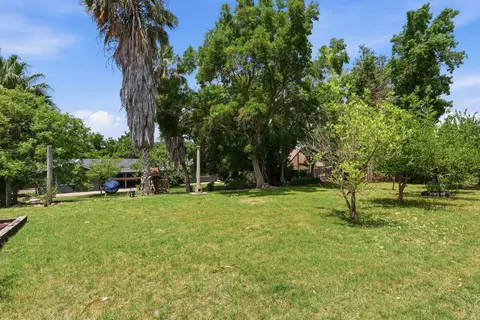Exterior - 18839 Shell Dr, Madera, CA 93638 photo 8 of 10
