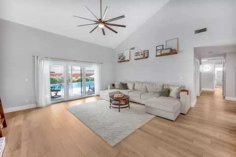 612 W El Paso Ave, Clovis, CA 93611 photo 8
