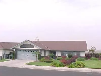 1413 Locust, Clovis, CA 93611 photo 1
