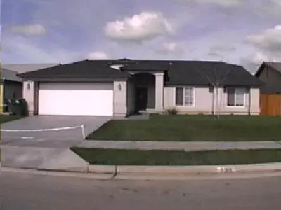 2319 Riverview, Madera, CA 93637 photo 1