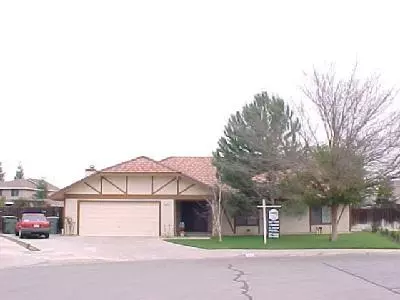 2495 Scott Ave, Clovis, CA 93611 photo 1