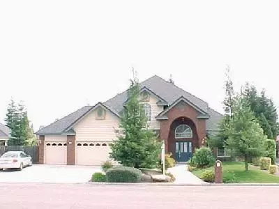 516 W Decatur, Clovis, CA 93611 photo 1