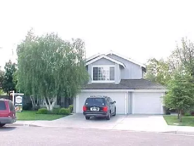 524 W Chennault, Clovis, CA 93611 photo 1