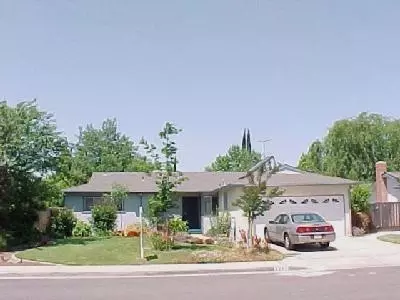 2288 Ezie, Clovis, CA 93611 photo 1