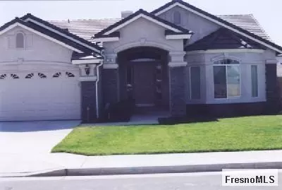 152 N Helm, Clovis, CA 93612 photo 1