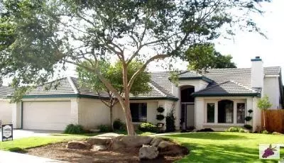 2562 Mesa Ave, Clovis, CA 93611 photo 1