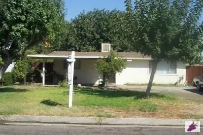 1305 Nebraska, Madera, CA 93638 photo 1