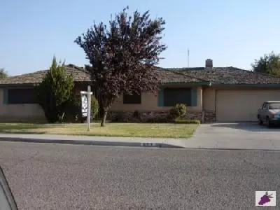 653 Grant Dr, Chowchilla, CA 93610 photo 1