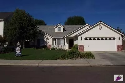 712 N Harvard, Clovis, CA 93611 photo 1