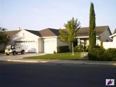 1012 N Burl Ave, Clovis, CA 93611 photo 1