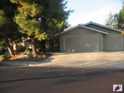 1971 Vartikian, Clovis, CA 93611 photo 1