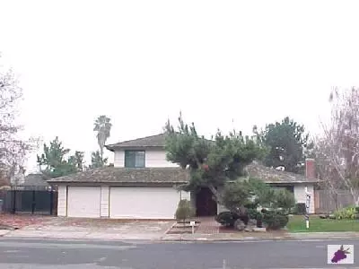 232 W Tenaya, Clovis, CA 93612 photo 1