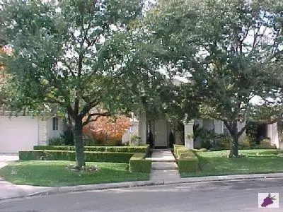 536 W Athens Ave, Clovis, CA 93611 photo 1