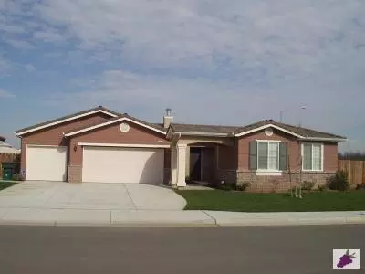 2975 Robinwood Ave, Clovis, CA 93611 photo 1