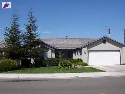 3447 Avalon, Madera, CA 93637 photo 1