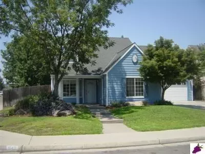 941 N Adler, Clovis, CA 93611 photo 1