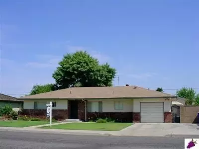 1506 3rd St, Sanger, CA 93657 photo 1