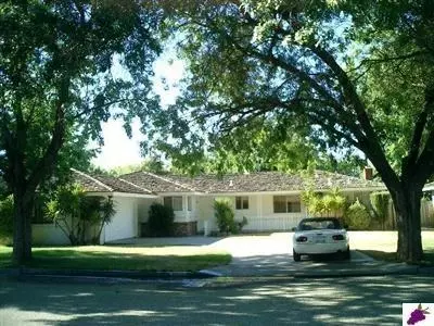 2809 Summer Ln, Madera, CA 93637 photo 1