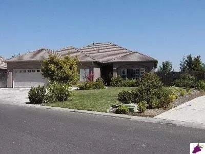 5270 Camelback, Chowchilla, CA 93610 photo 1