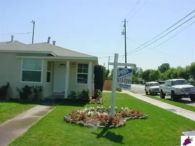 901 Dellavalle, Madera, CA 93638 photo 1