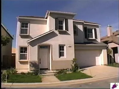 679 W Lisbon, Clovis, CA 93611 photo 1