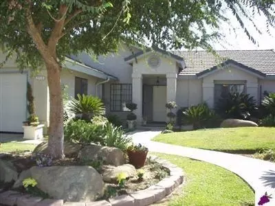 2113 E Christopher, Fresno, CA 93720 photo 1