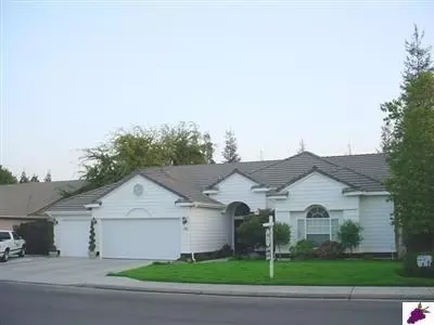 2368 Goshen Ave, Clovis, CA 93611 photo 1