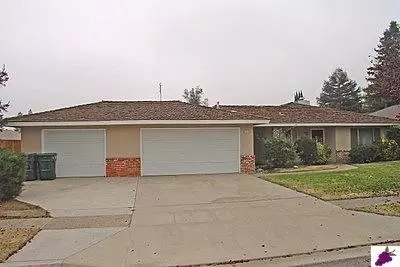 1014 Aram Ave, Madera, CA 93637 photo 1