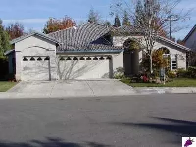 711 N Elm Ave, Clovis, CA 93611 photo 1