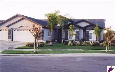 15684 Wooten Ct, Kerman, CA 93630 photo 1