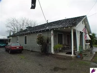 1611 J St, Sanger, CA 93657 photo 1