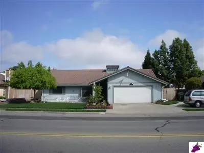 2221 Sierra Ave, Clovis, CA 93611 photo 1