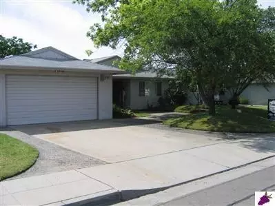 1640 Cherry Ln, Clovis, CA 93612 photo 1