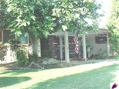 2096 Mitchell Ave, Clovis, CA 93611 photo 1