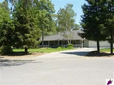 5636 E Cole Ave, Clovis, CA 93619 photo 1