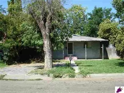 323 N L St, Madera, CA 93637 photo 1