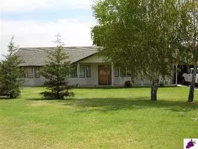 22077 Melrose Ct, Madera, CA 93638 photo 1