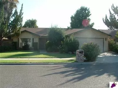 2719 Sandlewood Dr, Madera, CA 93637 photo 1