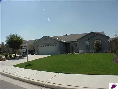 1009 Harrison Ave, Sanger, CA 93657 photo 1