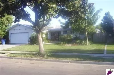 1613 E Warner Ave, Fresno, CA 93710 photo 1