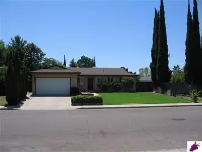 134 W Richert Ave, Clovis, CA 93612 photo 1