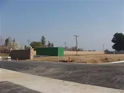 1344 Jordan Ave, Clovis, CA 93611 photo 4