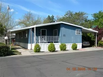 2575 S Willow Ave #8, Fresno, CA 93725 photo 1