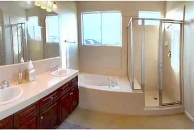 2867 Browning Ave, Clovis, CA 93611 photo 9