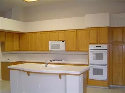 2307 Goshen Ave, Clovis, CA 93611 photo 4