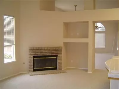 2307 Goshen Ave, Clovis, CA 93611 photo 3