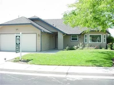334 W Palo Alto Ave, Clovis, CA 93612 photo 1